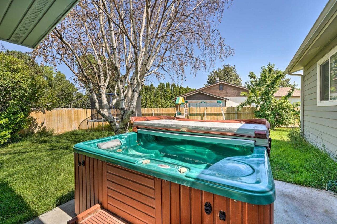 Lovely Twin Falls Home With Private Hot Tub! Exterior photo